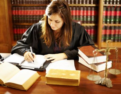 Chương trình đào tạo ngành Pháp Luật