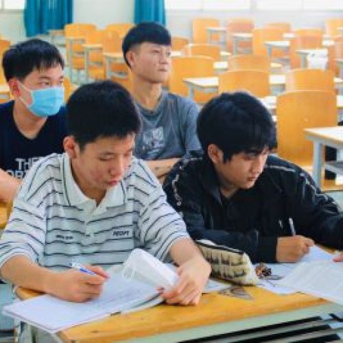 Cơ hội học tiếp cho học sinh tốt nghiệp THCS