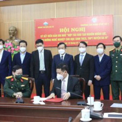 Hợp tác đào tạo nguồn nhân lực, định hướng nghề nghiệp cho học sinh THCS, THPT