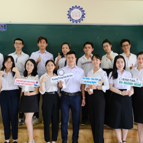 Hành Trình “Học Đi Đôi Với Hành”: Sinh Viên Trường Trung Cấp Sài Gòn Tham Quan Thực Tế Tại Fujiwa Việt Nam